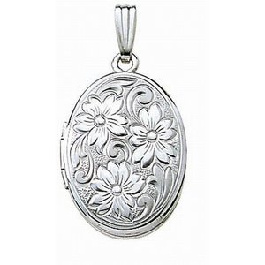 14k White Gold Floral Oval Photo Locket