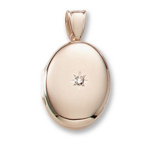 18k Premium Weight Yellow Gold Oval w  Center Diamond Locket